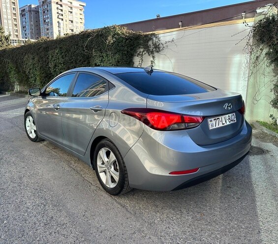 Hyundai Elantra 2015, 195,000 km - 1.8 л - Bakı
