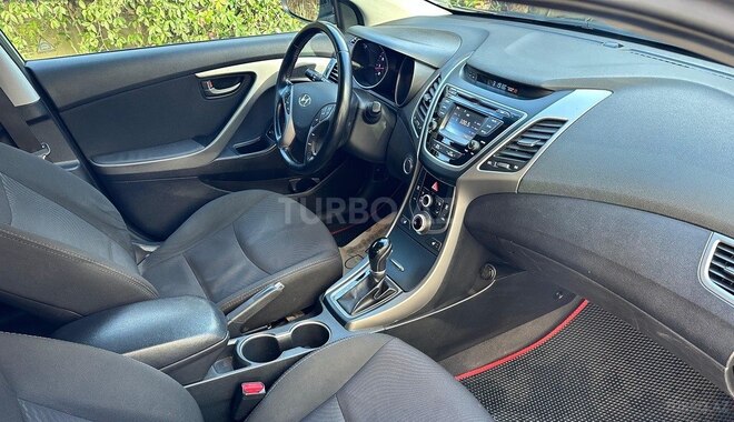 Hyundai Elantra 2015, 195,000 km - 1.8 л - Bakı