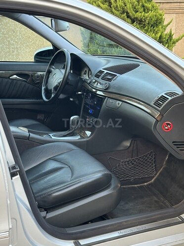 Mercedes E 320 2002, 223,700 km - 3.2 l - Bakı