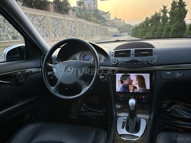 Mercedes E 320 2002, 223,700 km - 3.2 l - Bakı