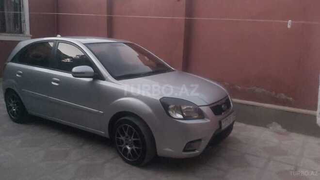 Kia Rio 2010, 215,000 km - 1.5 л - Bakı