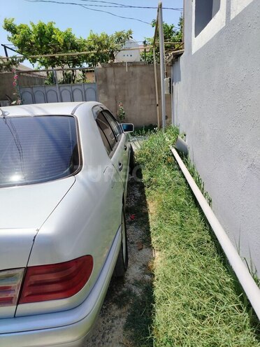 Mercedes E 200 1998, 120,700 km - 2.0 l - Bakı