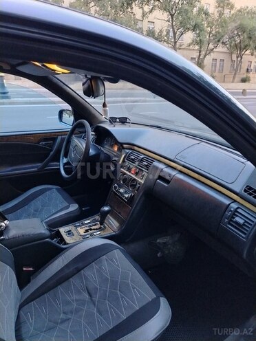 Mercedes E 220 d 1999, 480,000 km - 2.2 l - Bakı