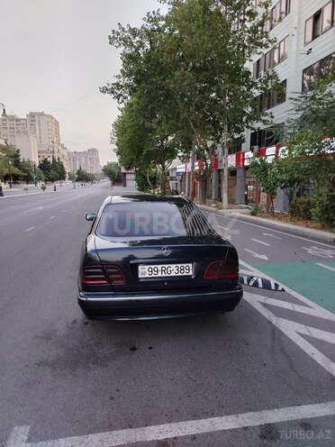 Mercedes E 220 d 1999, 480,000 km - 2.2 l - Bakı