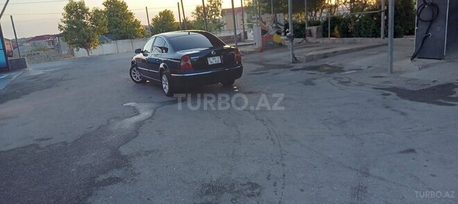 Volkswagen Passat 2003, 254,122 km - 1.8 l - Bakı