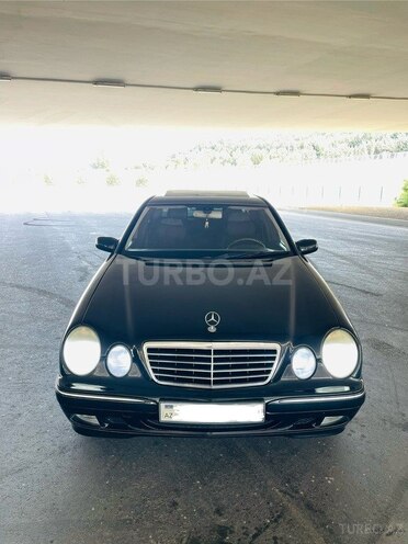 Mercedes E 270 1999, 298,000 km - 2.7 l - Bakı