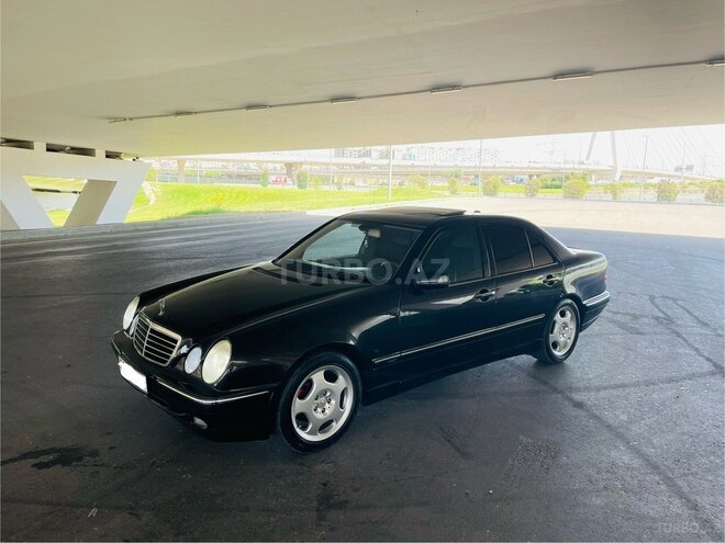 Mercedes E 270 1999, 298,000 km - 2.7 l - Bakı