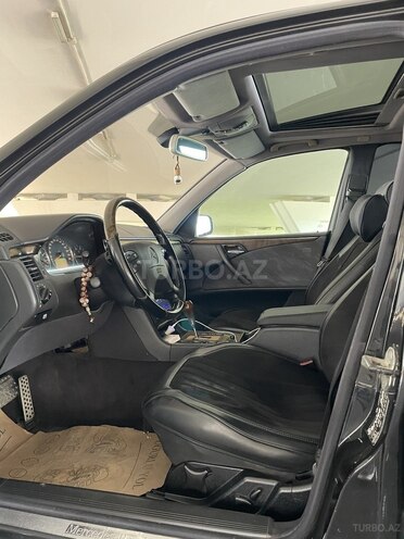 Mercedes E 270 1999, 298,000 km - 2.7 l - Bakı