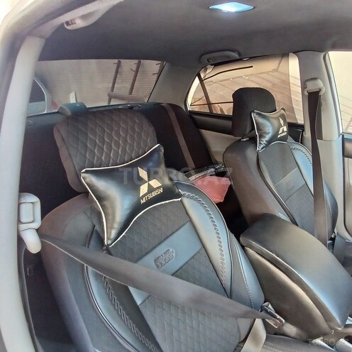 Mitsubishi Lancer 2006, 400,000 km - 1.3 l - Bakı