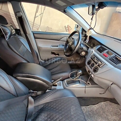 Mitsubishi Lancer 2006, 400,000 km - 1.3 l - Bakı