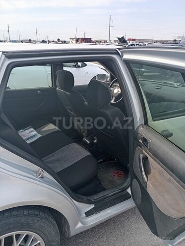 Volkswagen Golf 1999, 420,000 km - 1.6 l - Sumqayıt