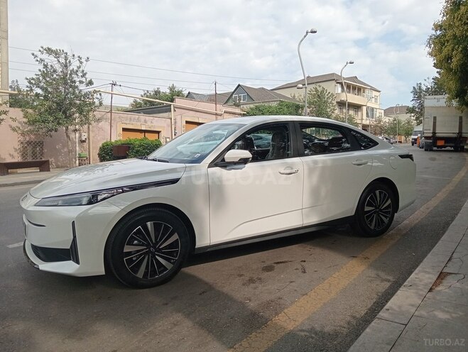 Changan Qiyuan A05 2025, 0 km - 1.5 л - Bakı