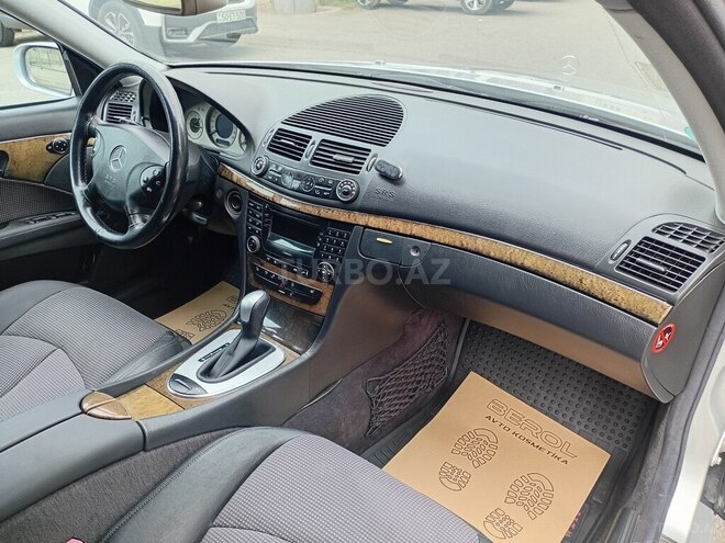 Mercedes E 270 2003, 270,000 km - 2.7 л - Bakı