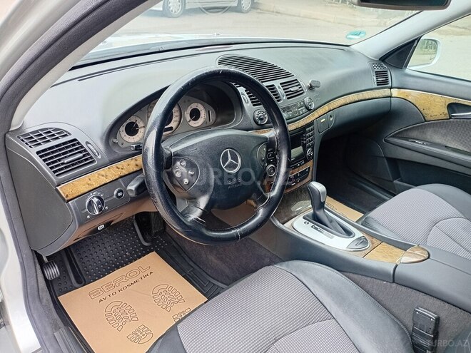Mercedes E 270 2003, 270,000 km - 2.7 л - Bakı