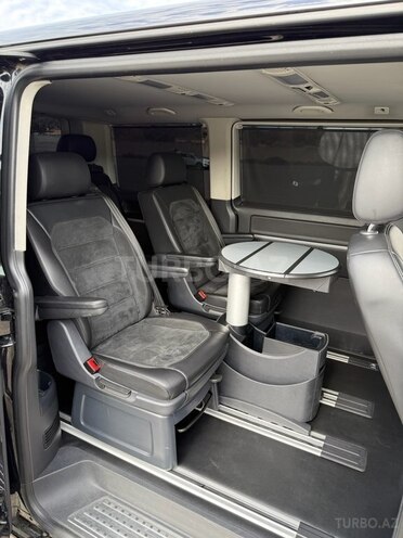 Volkswagen Multivan 2017, 145,000 km - 2.0 l - Bakı