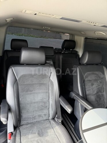 Volkswagen Multivan 2017, 145,000 km - 2.0 l - Bakı