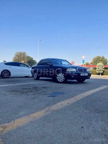 Mercedes C 180 1999, 326,896 km - 1.8 l - Bərdə
