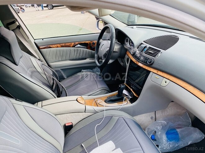 Mercedes E 320 2002, 308,000 km - 3.2 l - Bakı