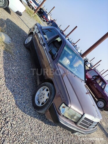 Mercedes 190 1991, 413,830 km - 1.8 l - Tovuz