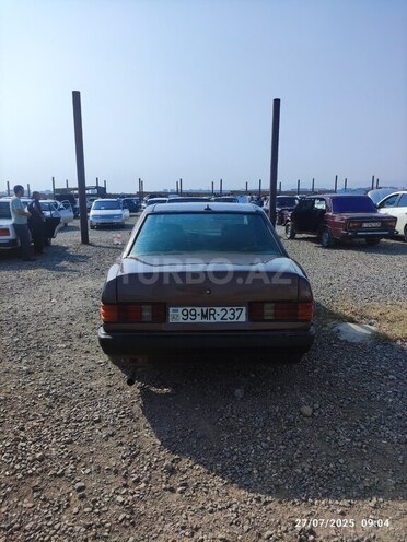 Mercedes 190 1991, 413,830 km - 1.8 l - Tovuz