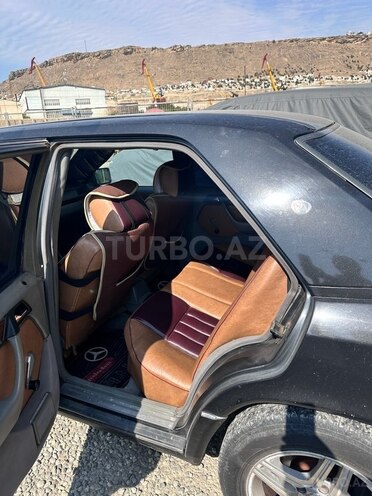 Mercedes E 250 1990, 320,000 km - 2.5 л - Bakı