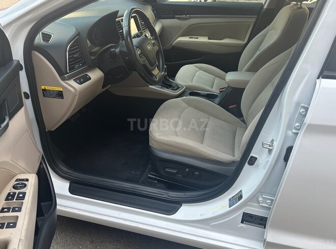 Hyundai Elantra 2018, 64,000 km - 2.0 l - Bakı