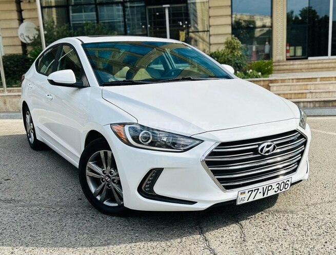 Hyundai Elantra 2018, 64,000 km - 2.0 l - Bakı