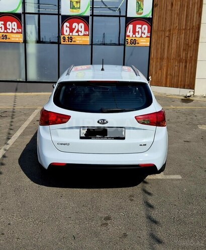 Kia  2015, 174,086 km - 1.4 l - Bakı