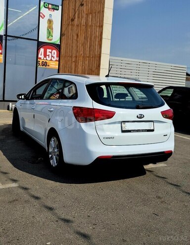 Kia  2015, 174,086 km - 1.4 l - Bakı