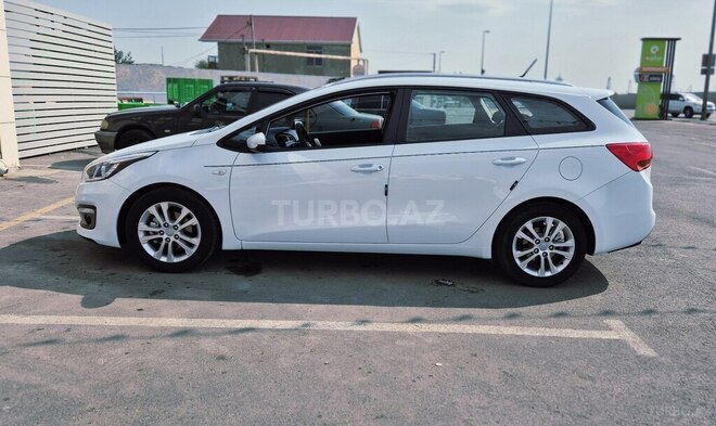 Kia  2015, 174,086 km - 1.4 l - Bakı