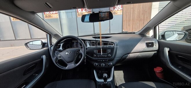 Kia  2015, 174,086 km - 1.4 l - Bakı