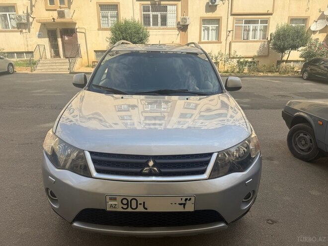Mitsubishi Outlander 2009, 268,000 km - 3.0 l - Bakı