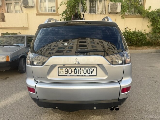 Mitsubishi Outlander 2009, 268,000 km - 3.0 l - Bakı