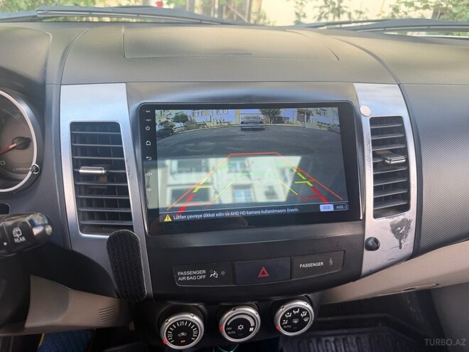 Mitsubishi Outlander 2009, 268,000 km - 3.0 l - Bakı