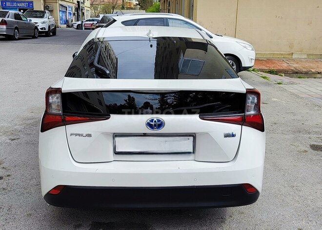 Toyota Prius 2019, 140,000 km - 1.8 l - Bakı