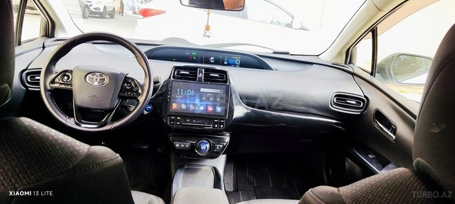 Toyota Prius 2019, 140,000 km - 1.8 l - Bakı