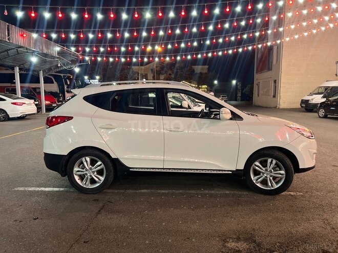 Hyundai ix35 2011, 139,000 km - 2.0 l - Bakı
