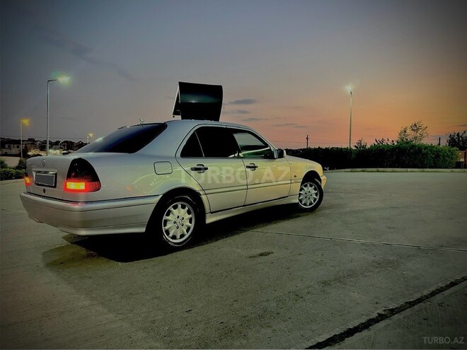 Mercedes C 200 1997, 456,000 km - 2.0 l - Bakı