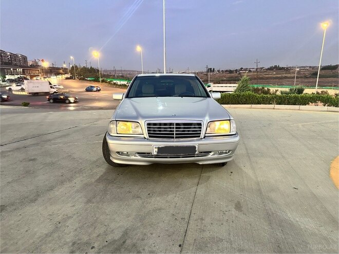 Mercedes C 200 1997, 456,000 km - 2.0 l - Bakı