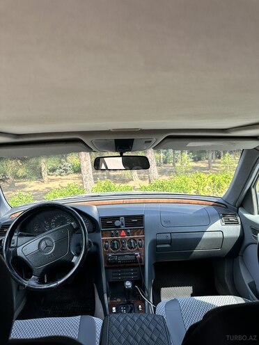 Mercedes C 200 1997, 456,000 km - 2.0 l - Bakı