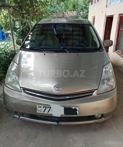 Toyota Prius 2005, 299,000 km - 1.5 л - Şəki