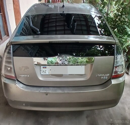 Toyota Prius 2005, 299,000 km - 1.5 л - Şəki