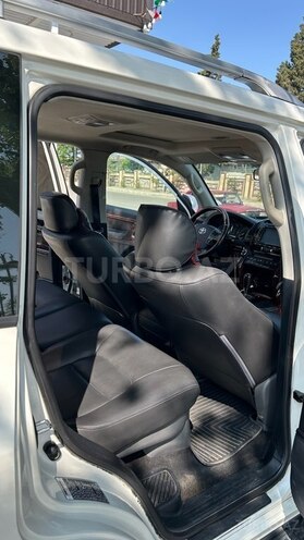 Toyota Land Cruiser 2013, 250,000 km - 4.0 l - Ucar