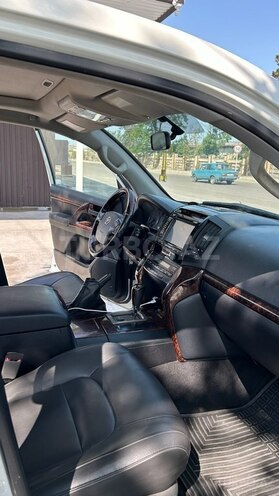 Toyota Land Cruiser 2013, 250,000 km - 4.0 l - Ucar