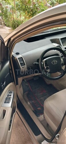 Toyota Prius 2005, 299,000 km - 1.5 л - Şəki