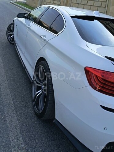 BMW 528 2015, 240,000 km - 2.0 l - Bakı