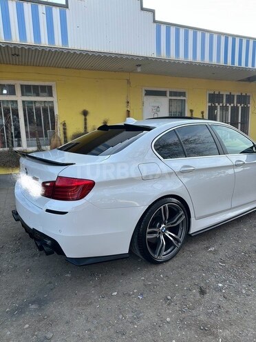 BMW 528 2015, 240,000 km - 2.0 l - Bakı