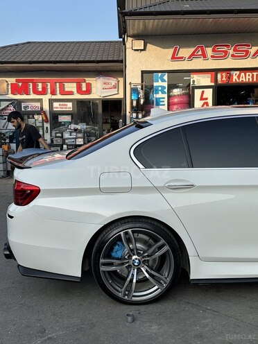 BMW 528 2015, 240,000 km - 2.0 l - Bakı