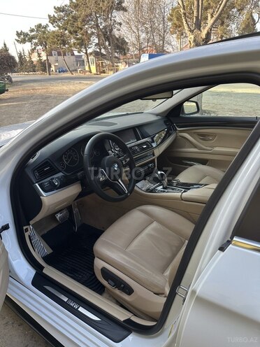 BMW 528 2015, 240,000 km - 2.0 l - Bakı