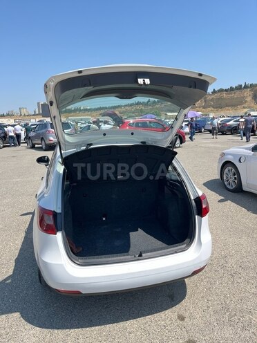 SEAT Ibiza 2014, 342,953 km - 1.4 l - Bakı